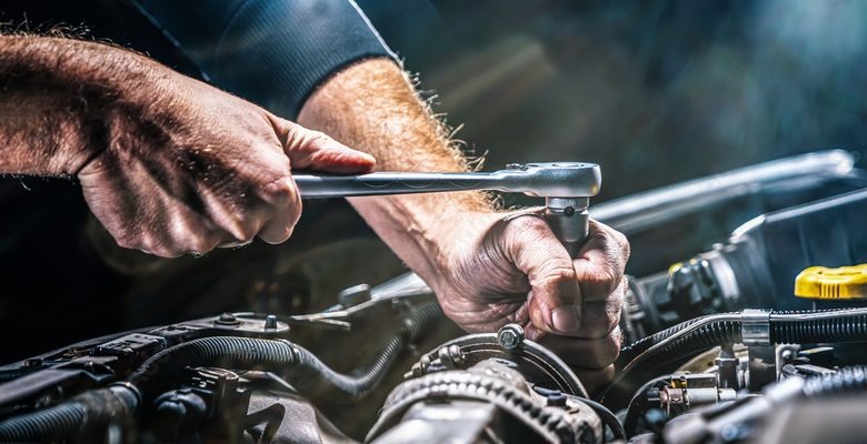 چرا کلینیک تخصصی هیوندای و کیا هیرا در نجف آباد را انتخاب کنیم؟